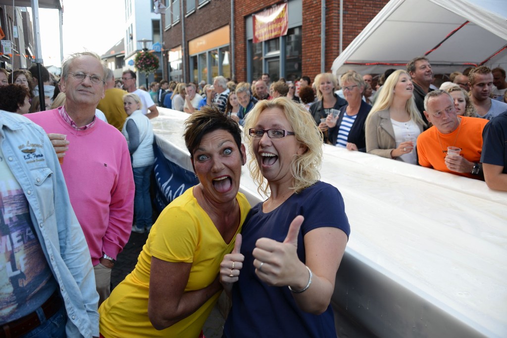 ../Images/Donderdag kermis 129.jpg